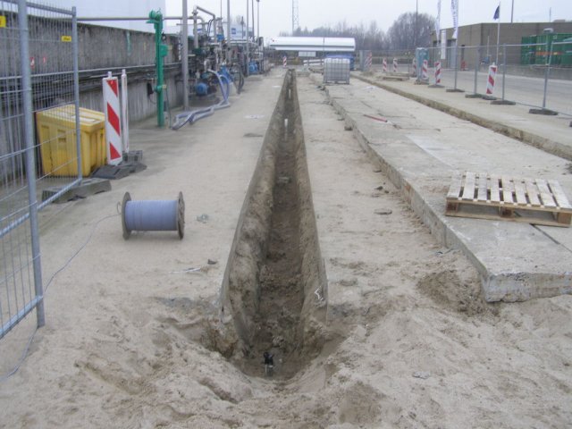 View on installed MFE-wells inside trenches